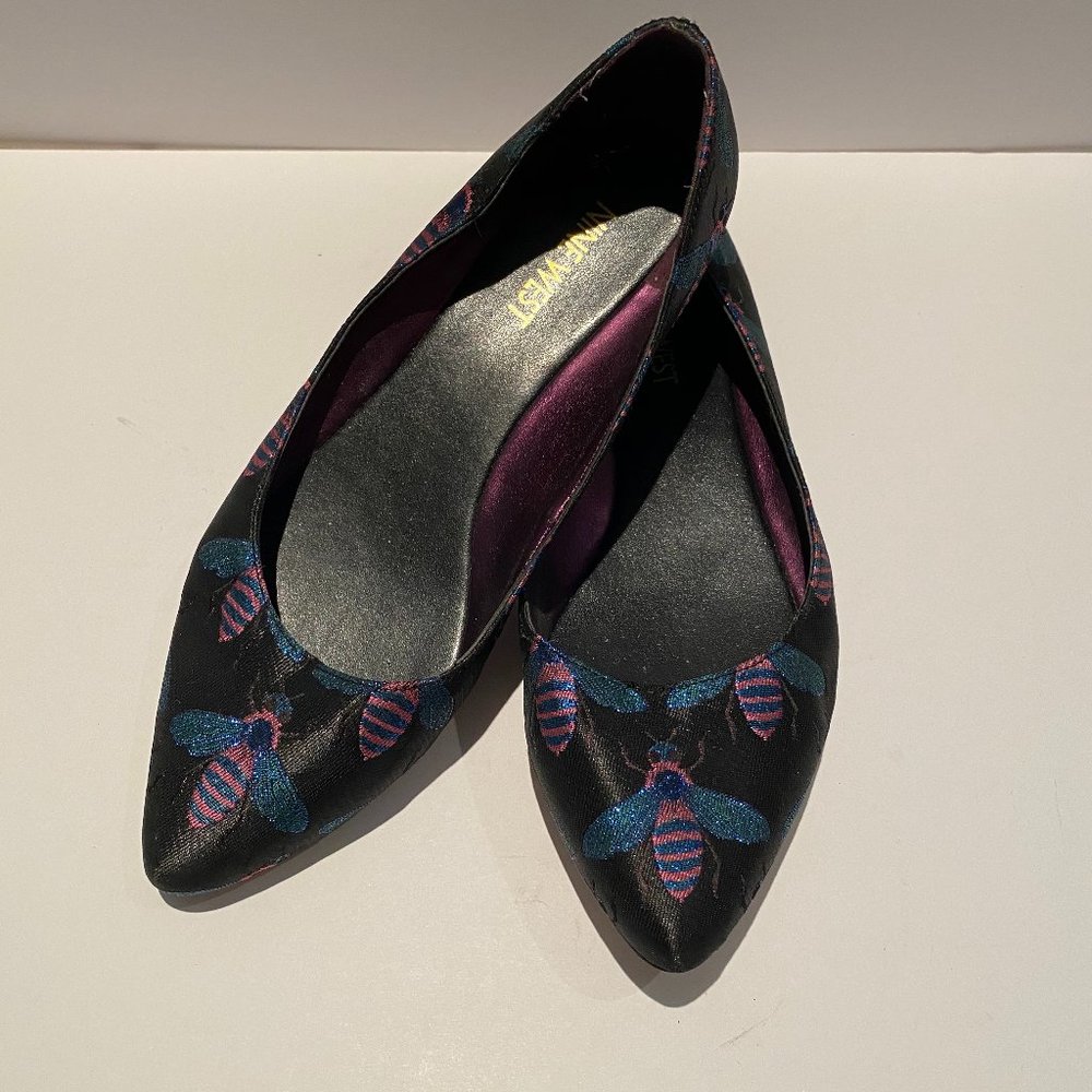 Nine West Dragonfly Pattern Flats - image 1